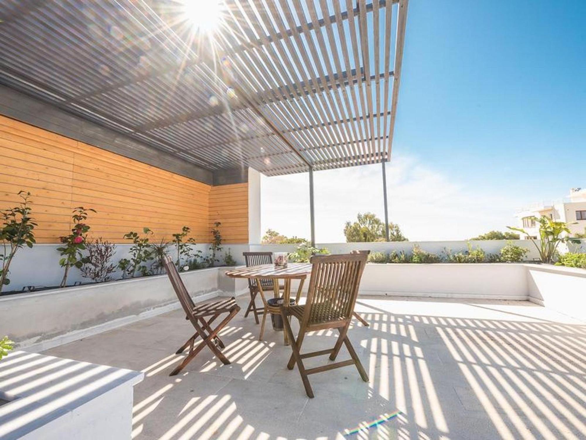 Adelos Group Stay In Elliniko Athen Exterior foto